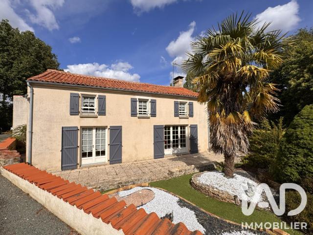 Maison vente à Le Défend, Saint-Cyr-des-Gâts