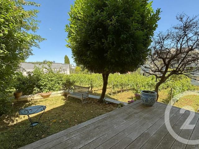 Maison vente à Suresnes, Quartier Mont-Valérien