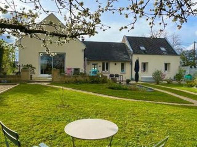 Maison vente à Compiègne, Cuts