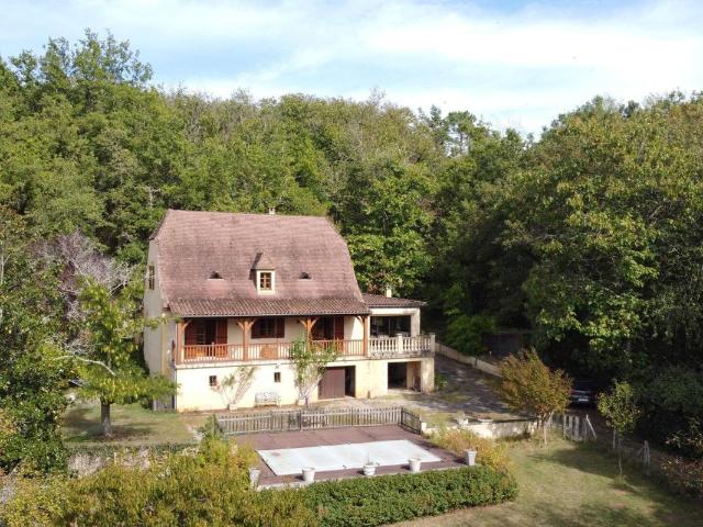 Maison vente à Sarlat-la-Canéda, Les Eyzies-de-tayac-sireuil