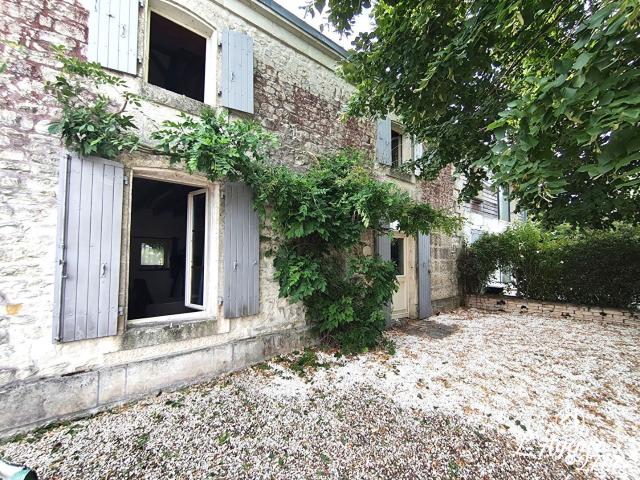 Maison vente à Niort, Fors