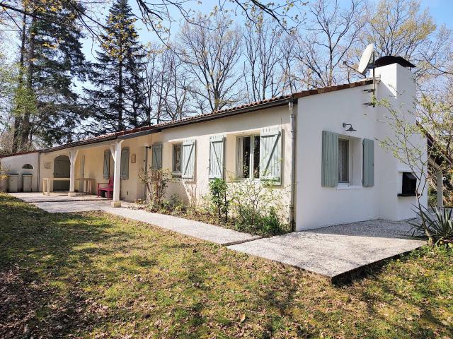 Maison vente à Écuras, Charente