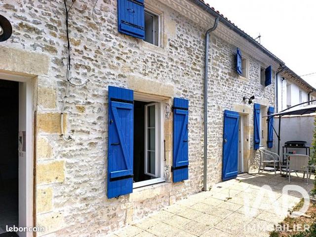Maison vente à Montmorillon, Genouillé