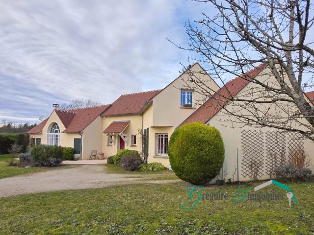 Maison vente à Fontainebleau, La Genevraye