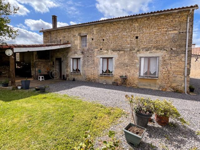 Maison vente à Niort, Chef-boutonne