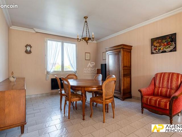 Maison vente à Saint-Germain-en-Laye, Le Mesnil-le-roi
