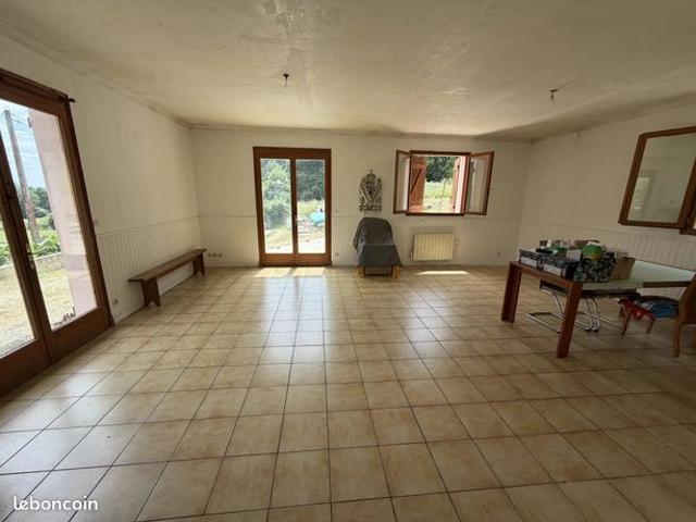 Maison vente à Bernay, Caumont