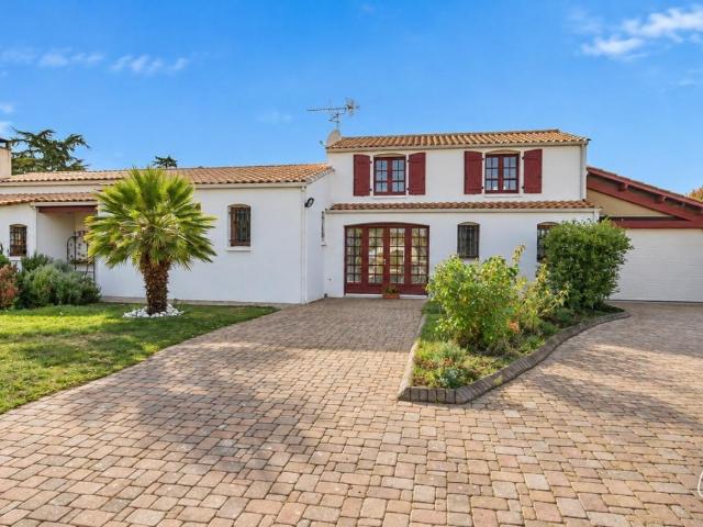 Maison vente à Les Sables-d'Olonne, Angles