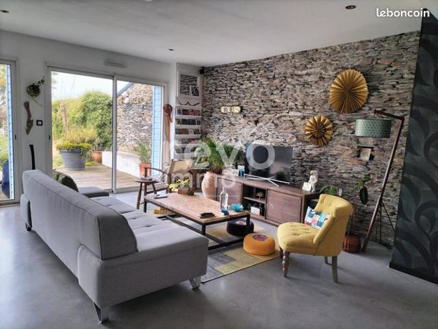 Maison vente à Angers, Sainte-gemmes-sur-loire