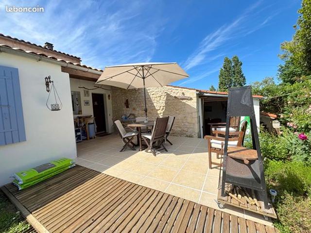 Maison vente à Saintes, Balanzac