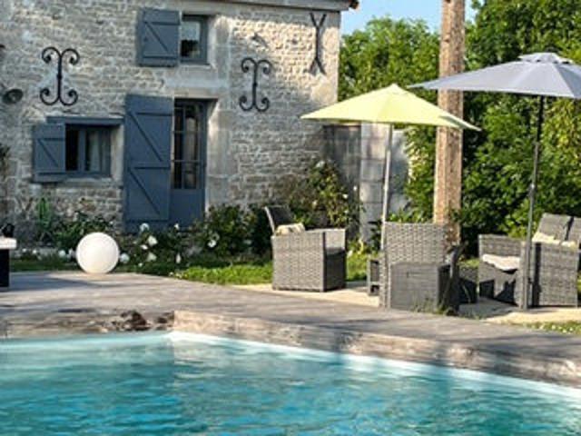 Maison vente à Les Huttes, Nalliers