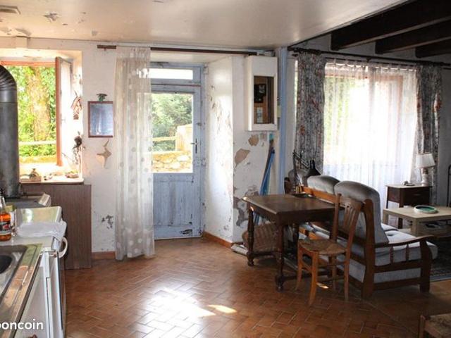 Maison vente à Mende, Luc