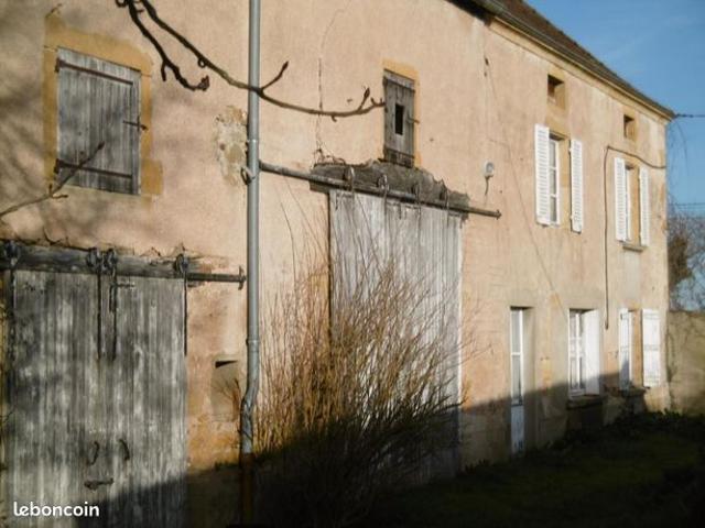 Maison vente à Charolles, Saint-christophe-en-brionnais