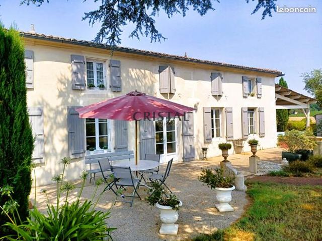 Maison vente à Saintes, Arces