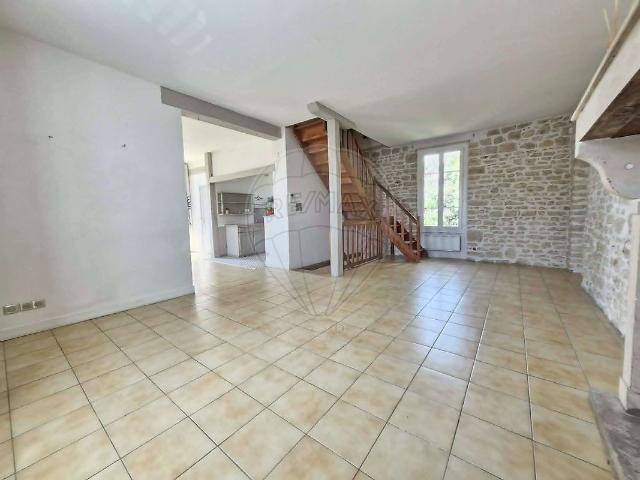 Maison vente à Cour St Sauveur, Nevers