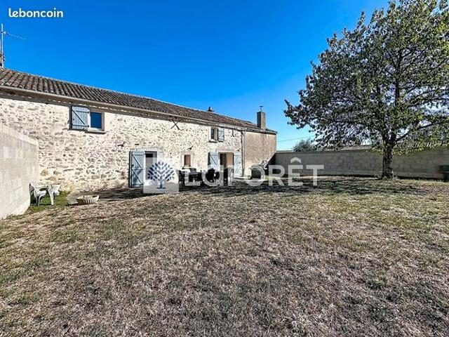 Maison vente à Saint-Varent, Deux-Sèvres