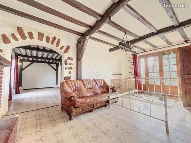 Maison vente à Dijon, Athée