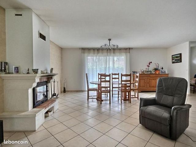 Maison vente à Lesparre-Médoc, Vensac