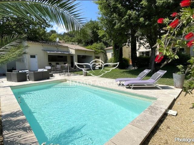 Maison vente à Nîmes, Laudun-l'ardoise