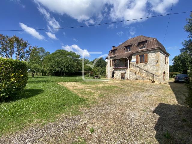Maison vente à Figeac, Girac
