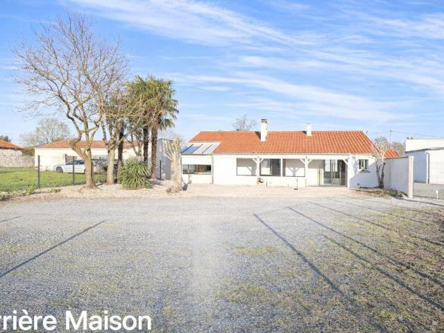 Maison vente à La Rochelle, Charron