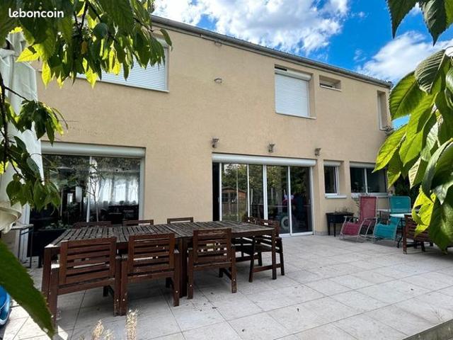 Maison vente à Créteil