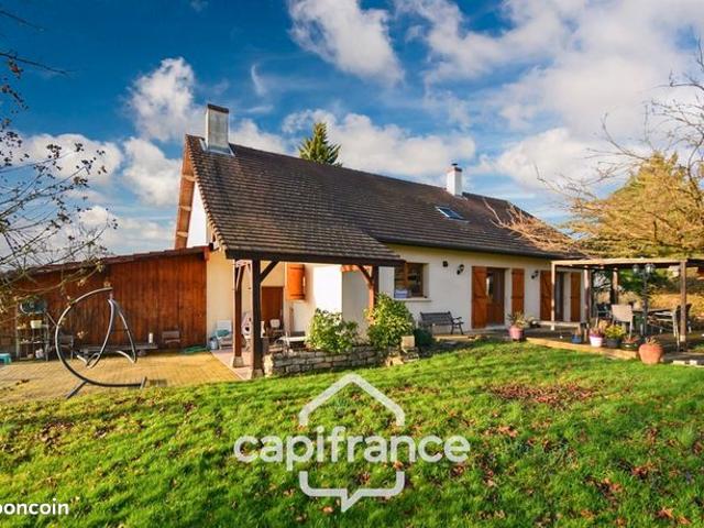Maison vente à Louhans-Châteaurenaud, Louhans