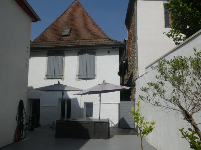 Maison vente à Oloron-Sainte-Marie, Salies-de-béarn