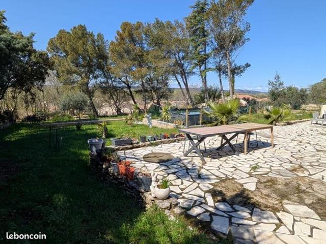 Maison vente à Nîmes, Montfrin