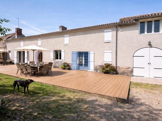 Maison vente à Bressuire, Bouillé-loretz