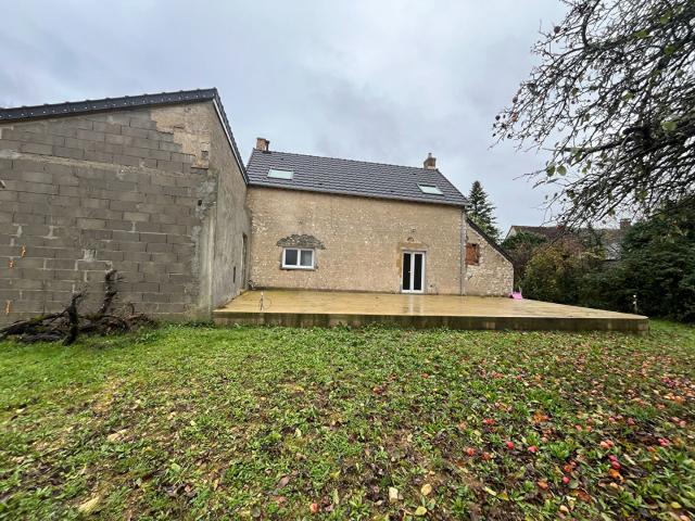 Maison vente à Bourges, Brécy