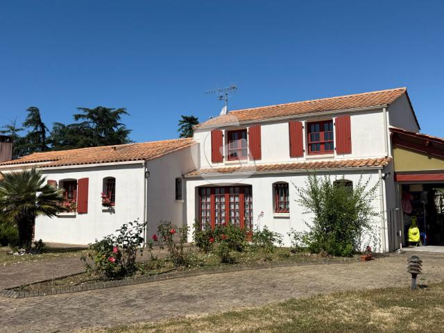 Maison vente à Les Sables-d'Olonne, Angles