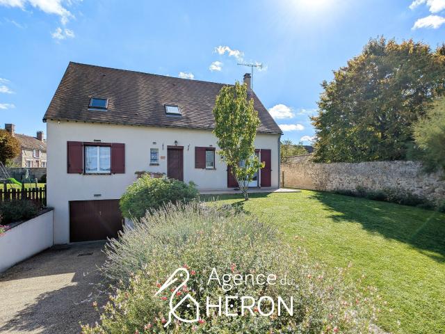 Maison vente à Fontainebleau, Villemer