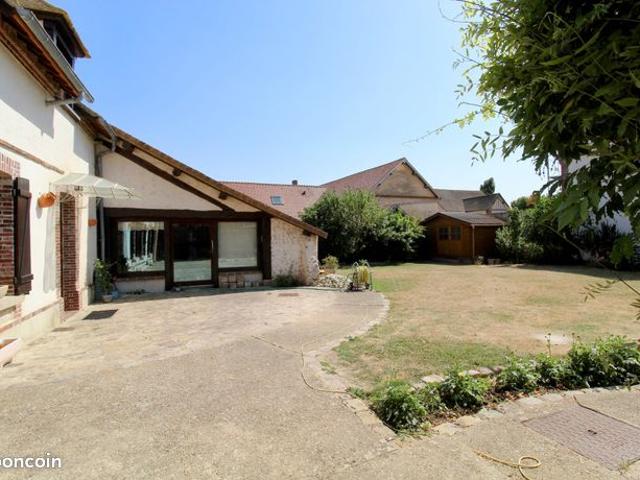 Maison vente à Mantes-la-Jolie, Houdan