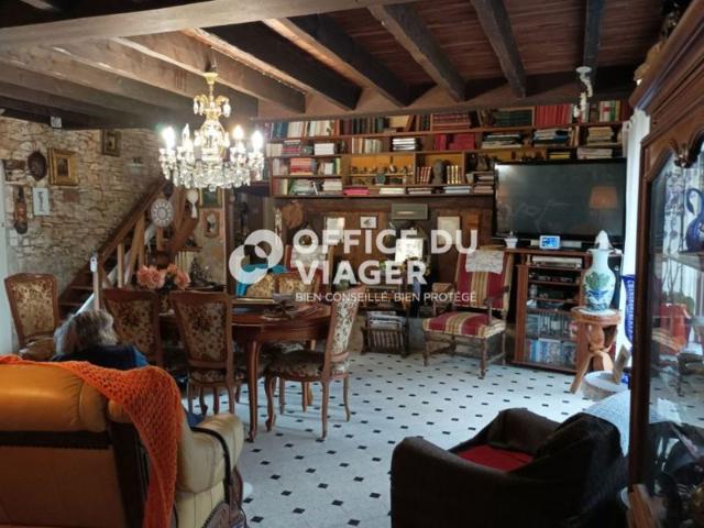 Maison vente à Sarlat-la-Canéda, Saint-amand-de-coly