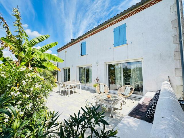 Maison vente à Saintes, Corme-ecluse