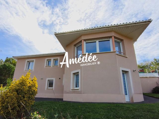 Maison vente à Saint-Céré, Lot