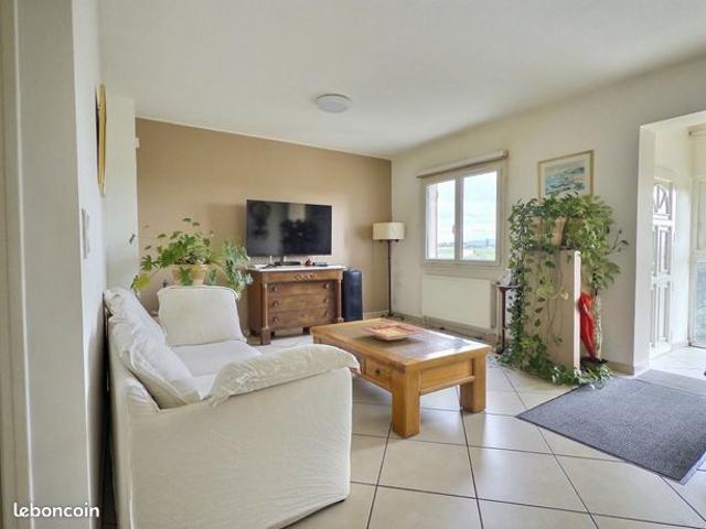 Maison vente à Arrondissement de Toulon, La Crau
