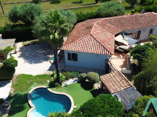 Maison vente à Arrondissement de Toulon, Le Beausset