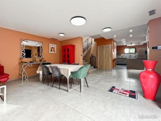 Maison vente à Arrondissement de Toulon, Hyères