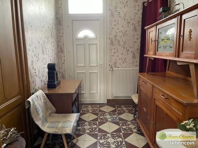 Maison vente à Confolens, Aigre