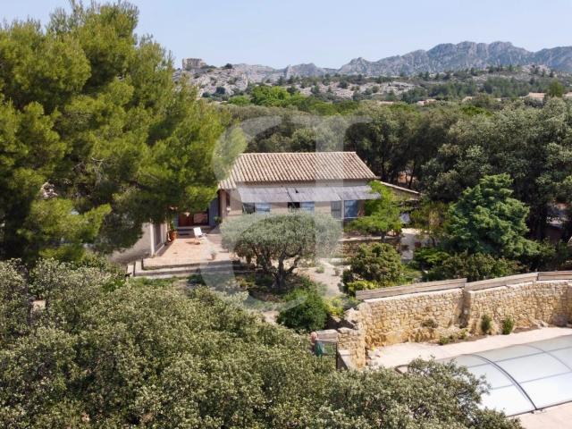 Maison vente à Arles, Aureille