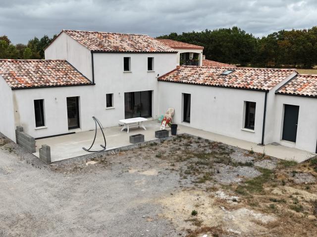 Maison vente à Les Sables-d'Olonne, Froidfond