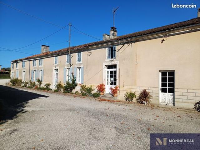Maison vente à Baignes-Sainte-Radegonde, Charente
