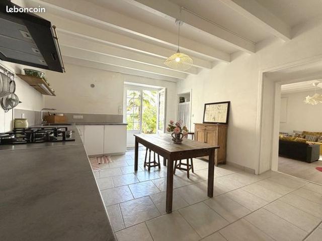 Maison vente à Saintes, Mortagne-sur-gironde