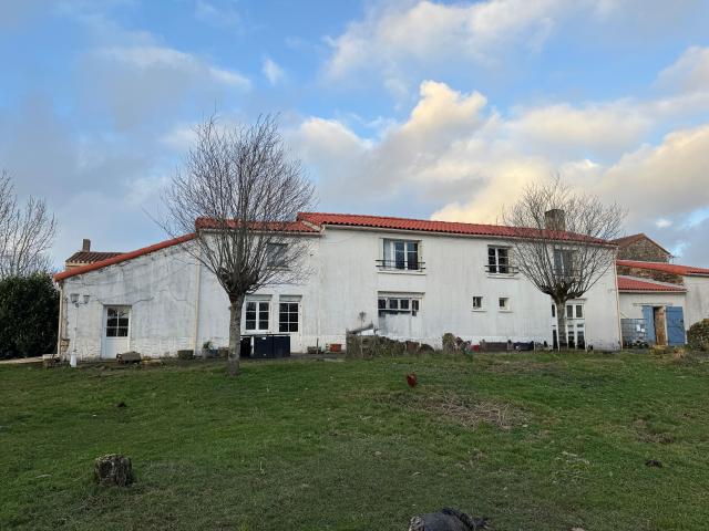 Maison vente à Quartier du Pinier, Saint-Martin-Lars-en-Sainte-Hermine