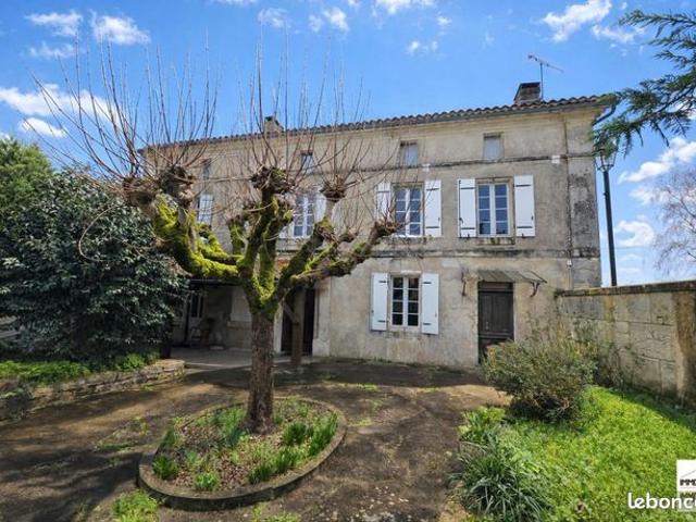 Maison vente à Cognac, Saint-même-les-carrières