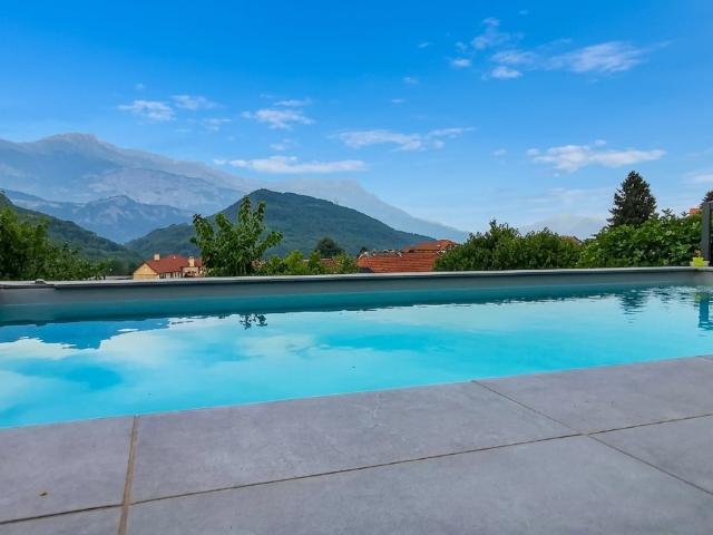 Maison vente à Grenoble, Saint-georges-de-commiers