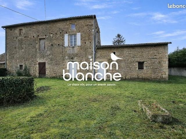 Maison vente à Niort, La Crèche