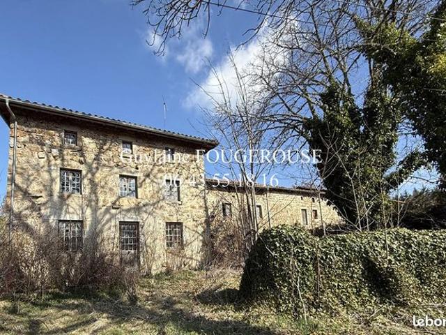 Maison vente à Ambert, Saint-anthème